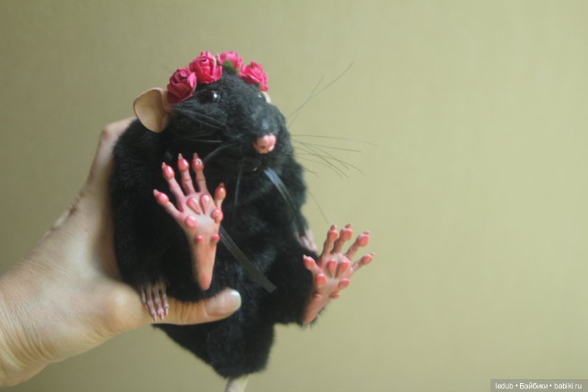 Меховая коллекционная игрушка КрЫсота (фото 8)