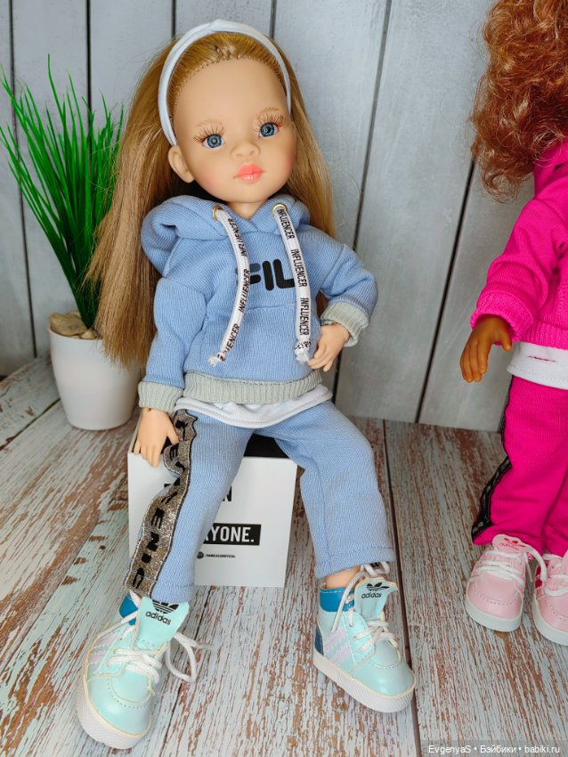 Спортивные костюмы для кукол Paola Reina