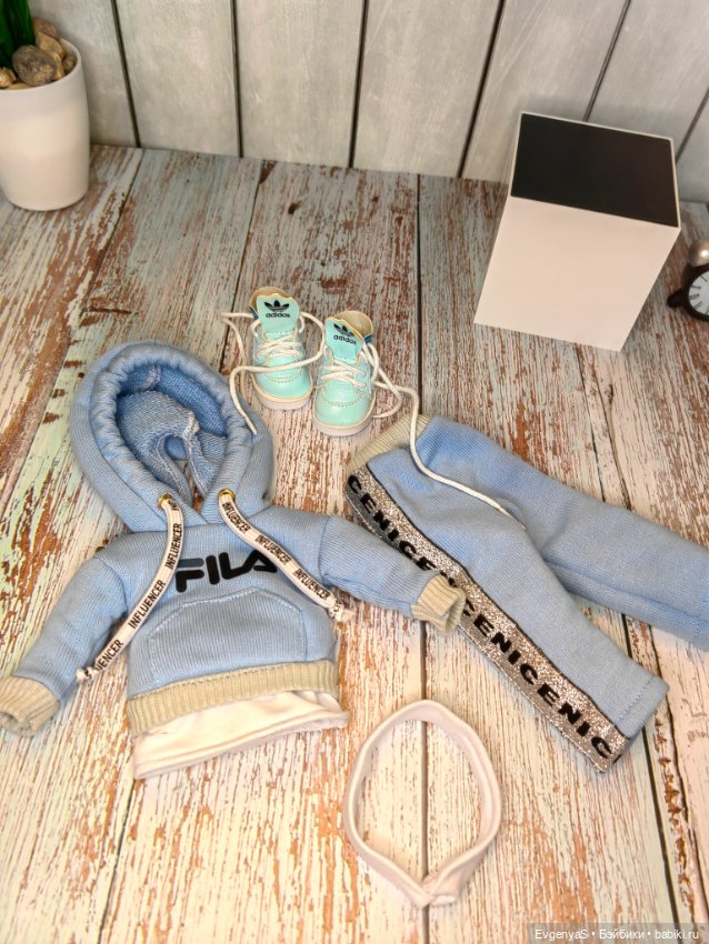 Спортивные костюмы для кукол Paola Reina (фото 5)