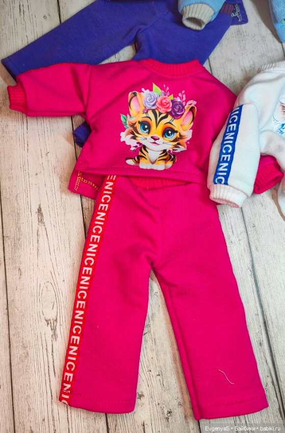 Спортивные костюмы для кукол Paola Reina (фото 9)