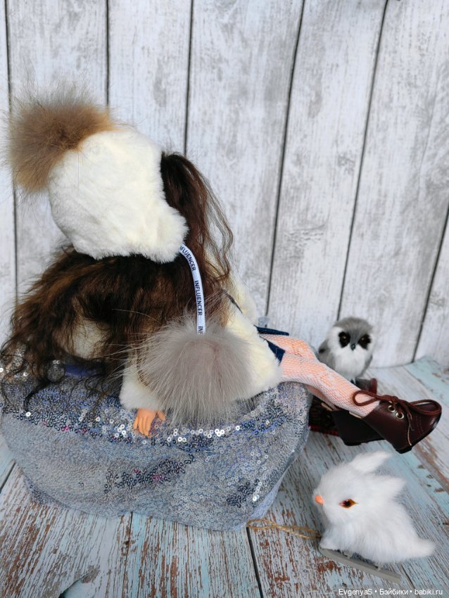 Зимний комплект одежды для куклы Paola Reina и схожих с ними кукол (фото 3)