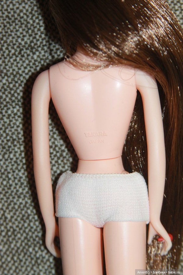Темноволосая Тимотей из серии Nice Jenny компании Такара (фото 7)
