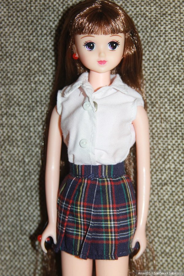 Темноволосая Тимотей из серии Nice Jenny компании Такара (фото 3)