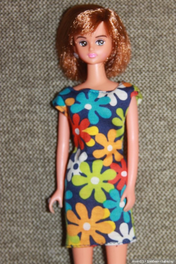 Винтажная подружка Дженни Кисара