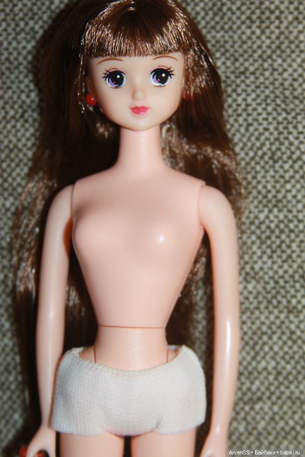 Темноволосая Тимотей из серии Nice Jenny компании Такара (фото 6)