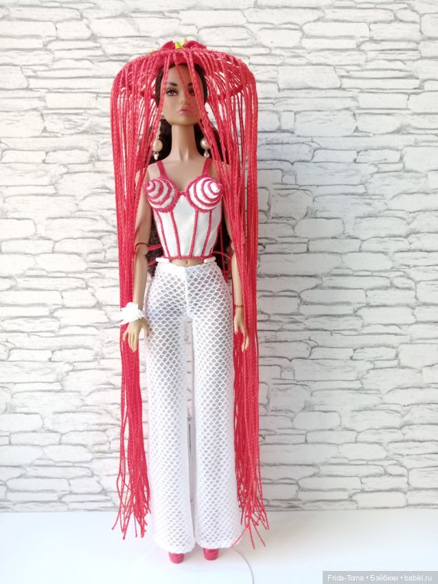 Шляпа на Поппи Паркер барби интегрити Дисней вордбокс Момоко (фото 5)