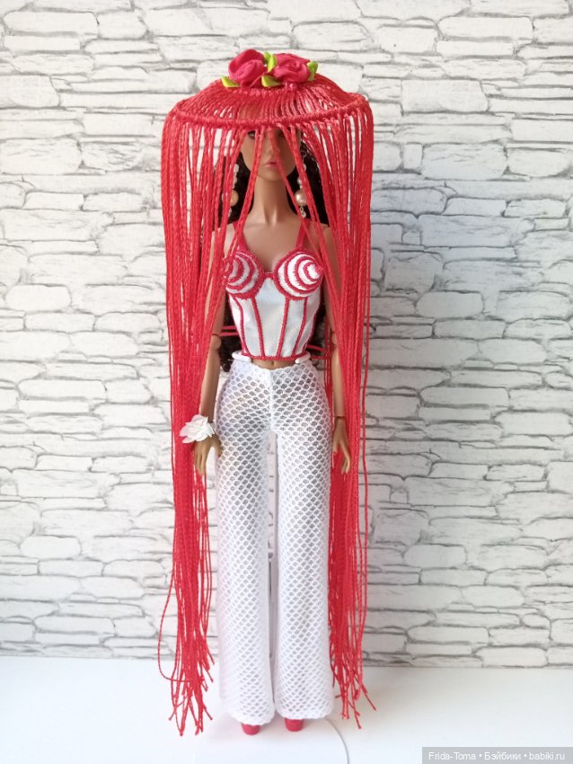 Шляпа на Поппи Паркер барби интегрити Дисней вордбокс Момоко (фото 4)