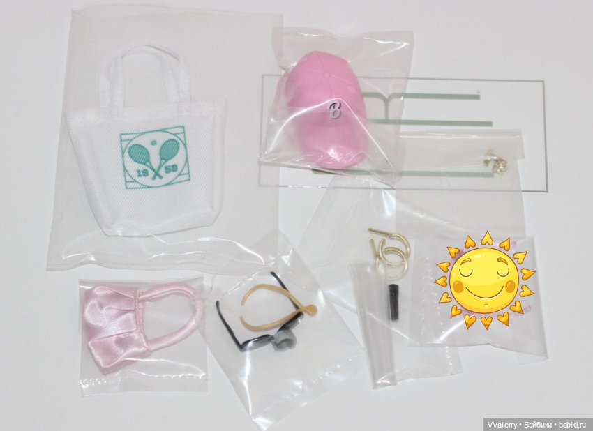 Сборный лот из аутфитов BarbieStyle Fashion Pack