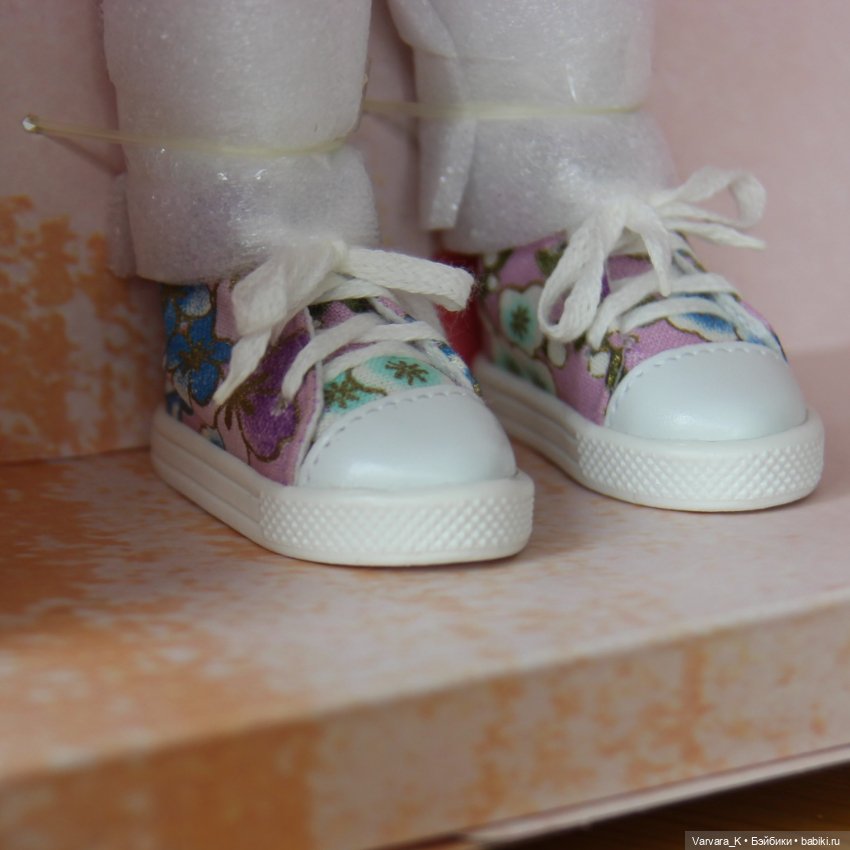 Ruby Red шарнирная Кукла Бэлла, 37 см (фото 8)