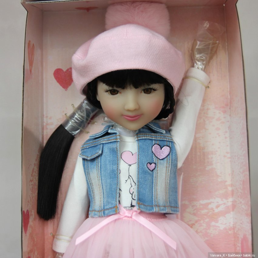 Ruby Red шарнирная кукла Лила, 37 см (фото 5)