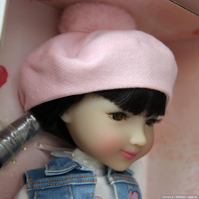 Ruby Red шарнирная кукла Лила, 37 см (фото 7)