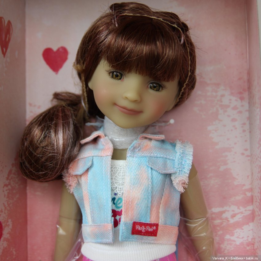 Ruby Red шарнирная Кукла Бэлла, 37 см (фото 7)