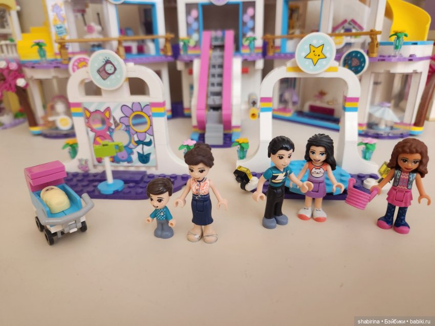 Лего -большой торговый центр (фото 4)