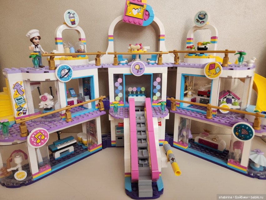 Лего -большой торговый центр (фото 2)