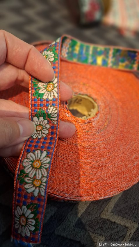 Тесьма вышитая жаккардовая (фото 3)