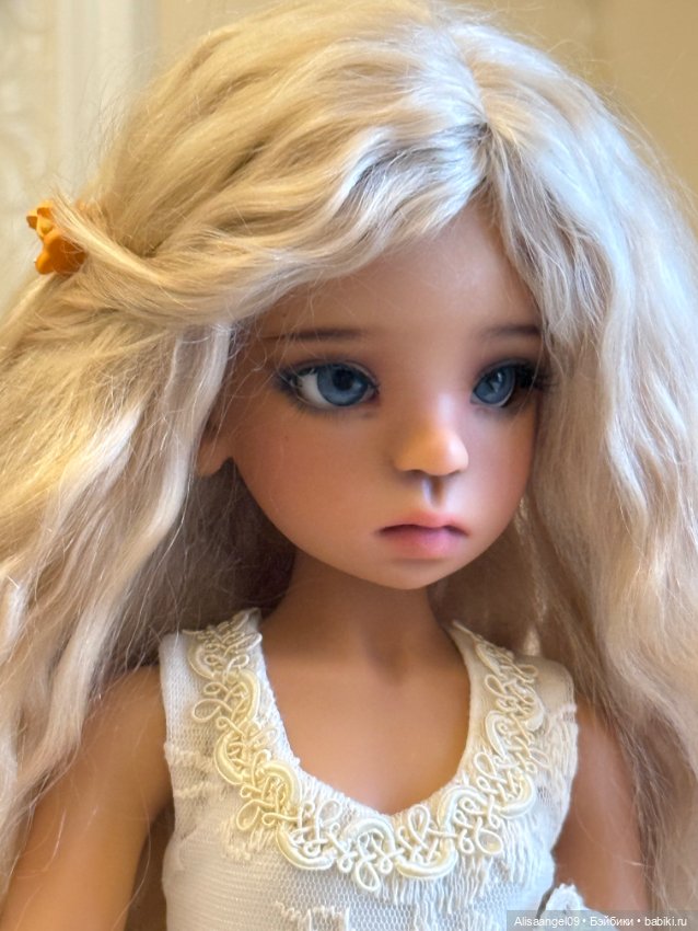 Солнечная Нелли человек SD