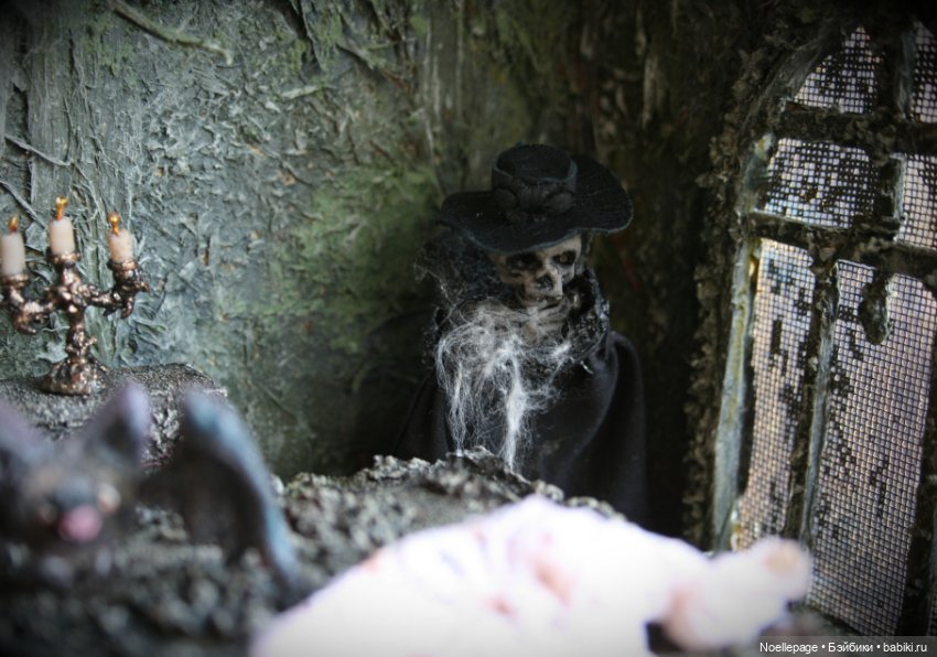 Спальня вампирши — Домики для кукол (фото 3)