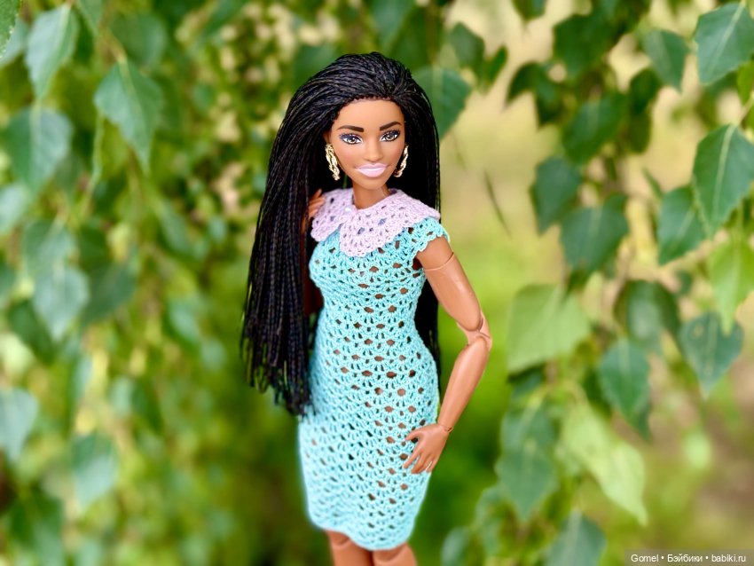 Платье с воротничком для Барби пышки