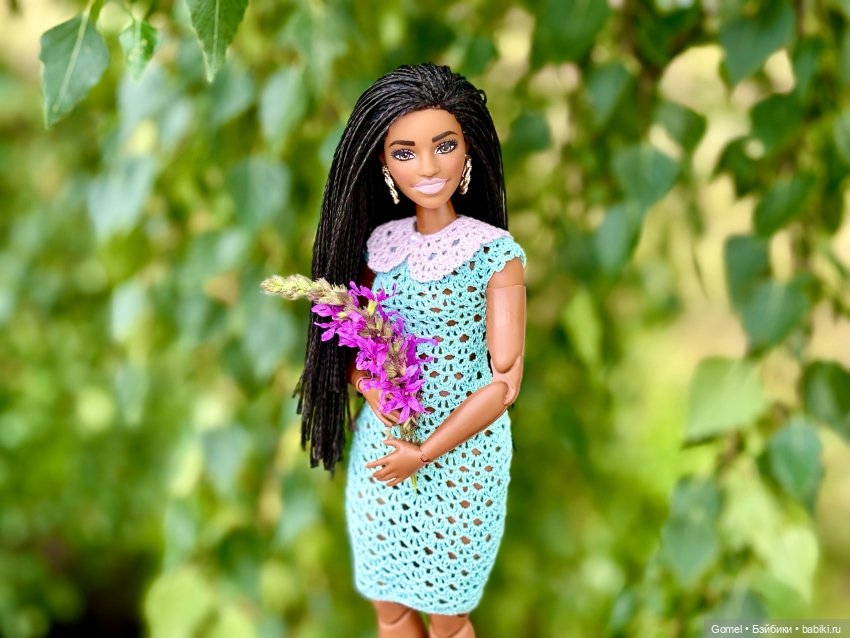 Платье с воротничком для Барби пышки (фото 2)