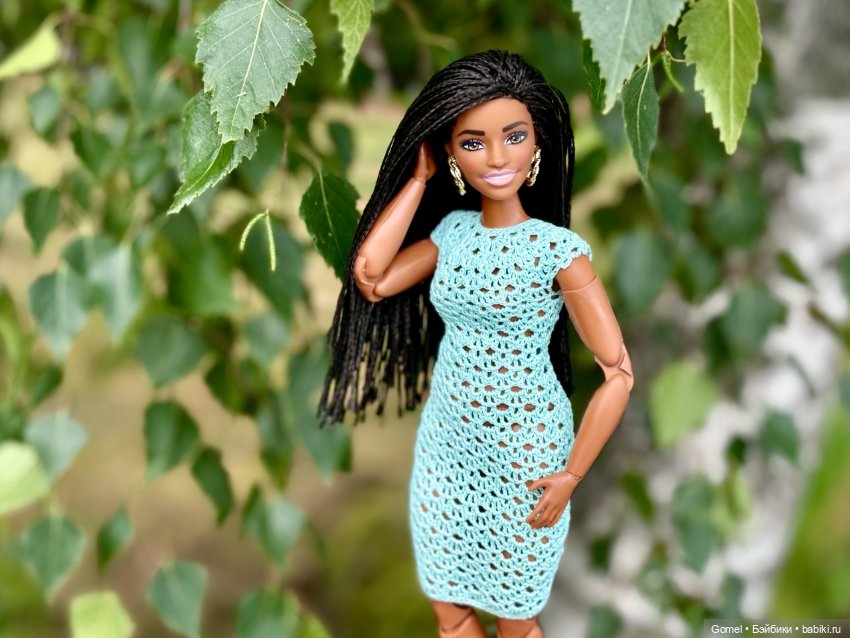 Платье с воротничком для Барби пышки (фото 5)