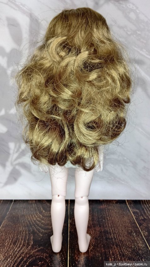 Катарина Ruby Red — Игровые куклы (фото 3)