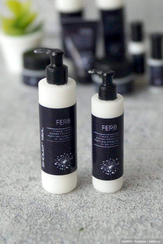 Набор кукольной косметики (масштаб 1:6) (фото 3)