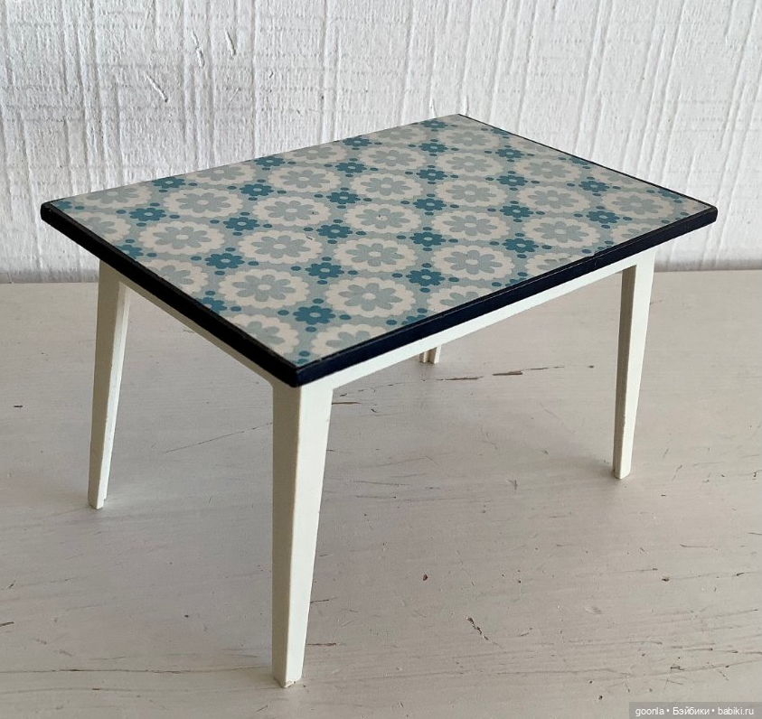 Кухонный стол. Винтаж Германия