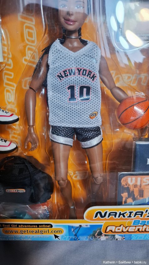 Get Real Girl Nakia, Накиа (фото 4)