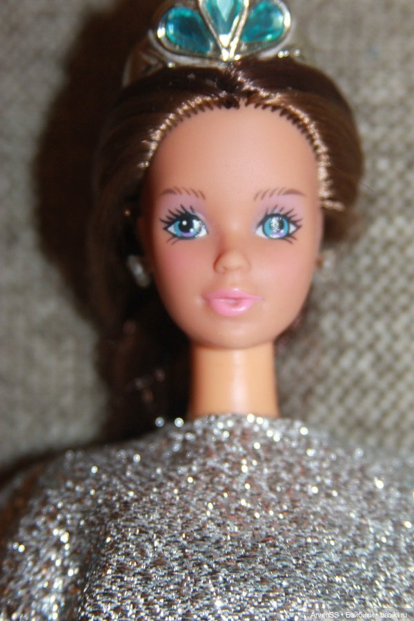 Редкая винтажная 1987 Jewel Secrets Whitney