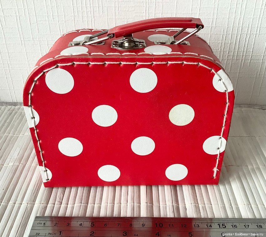 Посуда для кукол из разных наборов (фото 5)