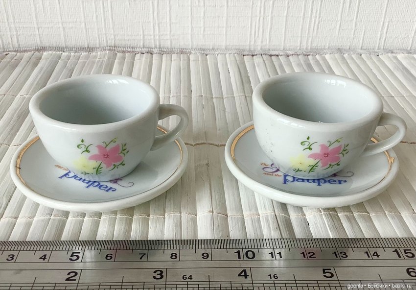 Посуда для кукол из разных наборов (фото 7)