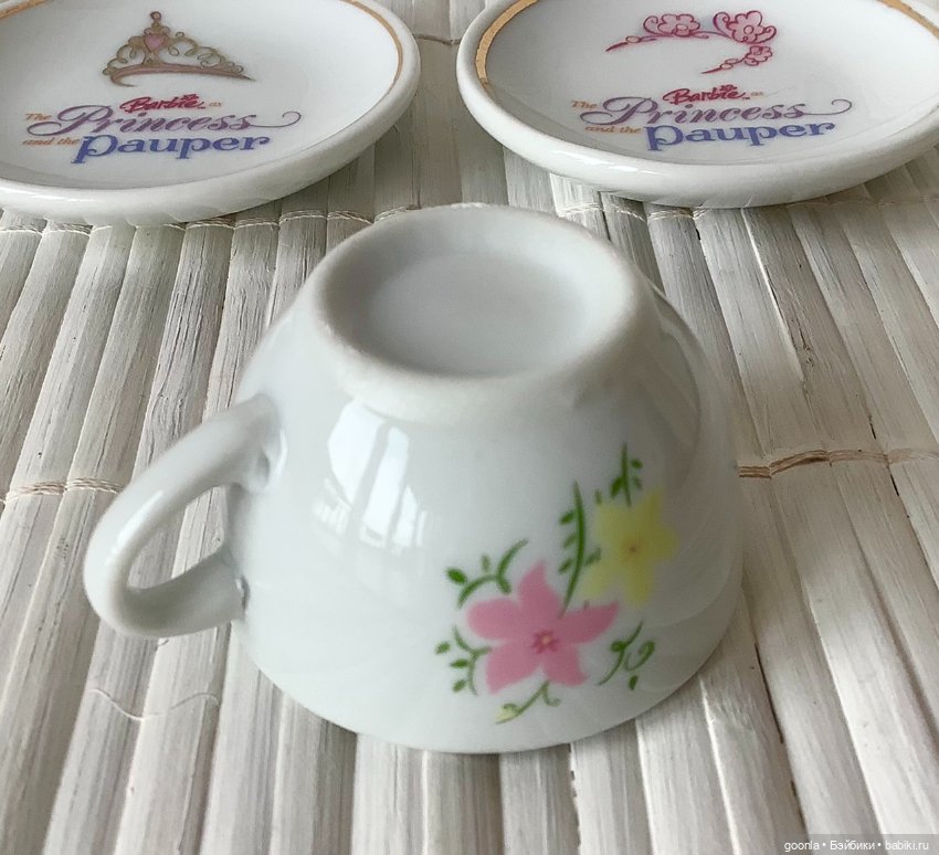 Посуда для кукол из разных наборов (фото 9)