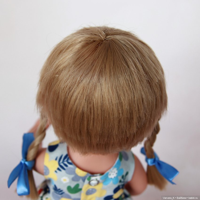 Carmen Gonzalez, кукла Мариетта с косичками, в летнем платье, 34 см (фото 8)