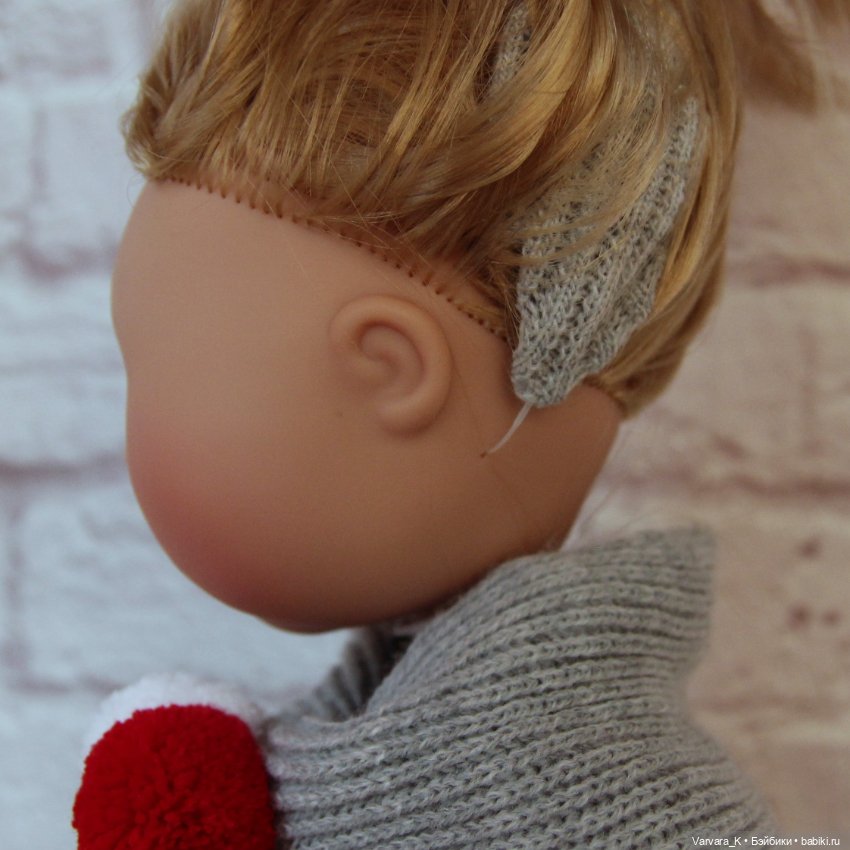 Nines D Onil кукла Мия блондинка, в клетчатом платье , 30 см (фото 9)