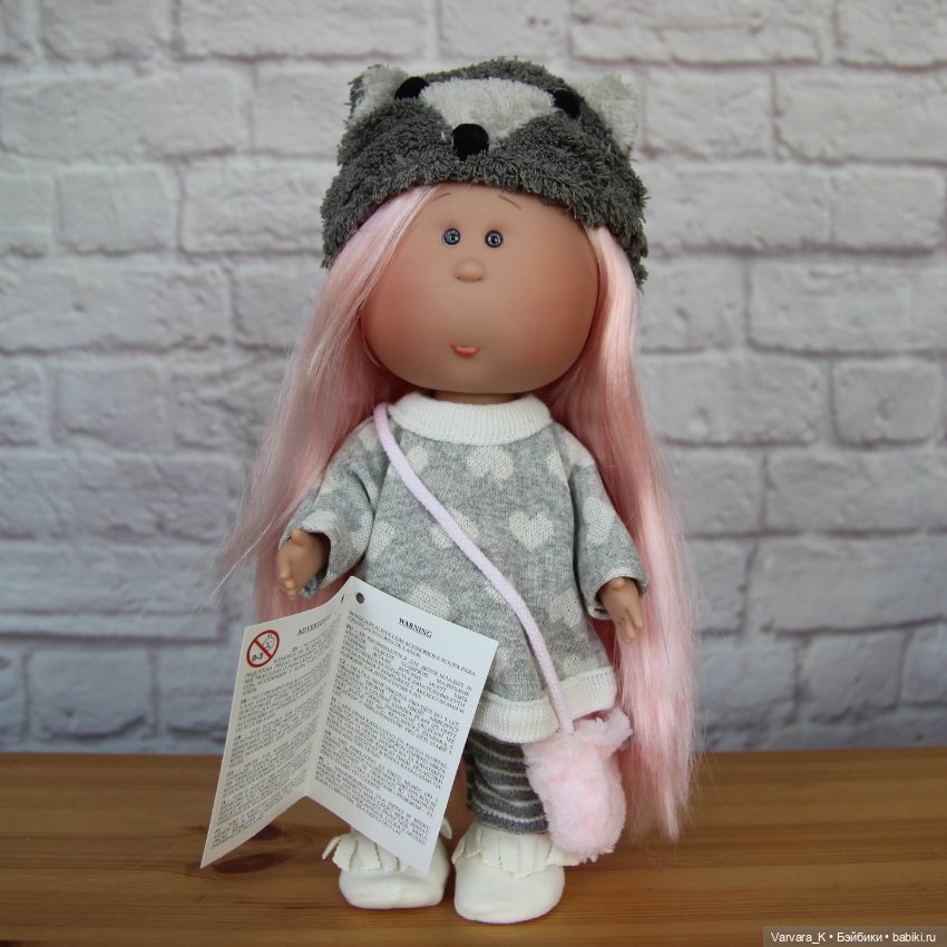 Nines D Onil Mia Мия с розовыми волосами "хаски" , 30 см, № 1