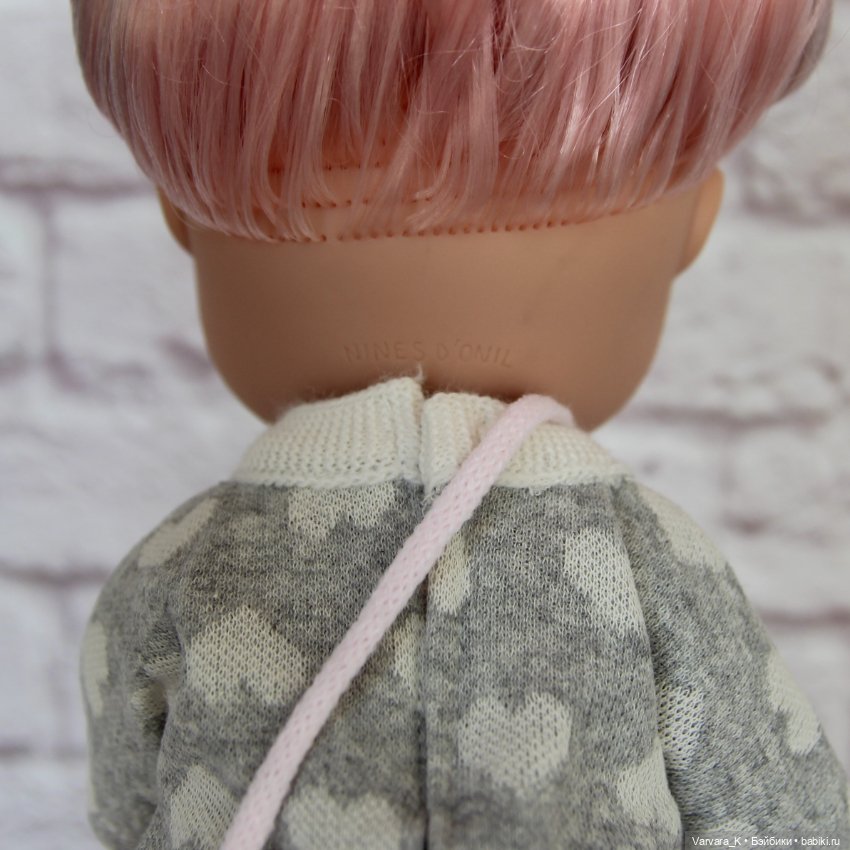 Nines D Onil Mia Мия с розовыми волосами "хаски" , 30 см, № 1