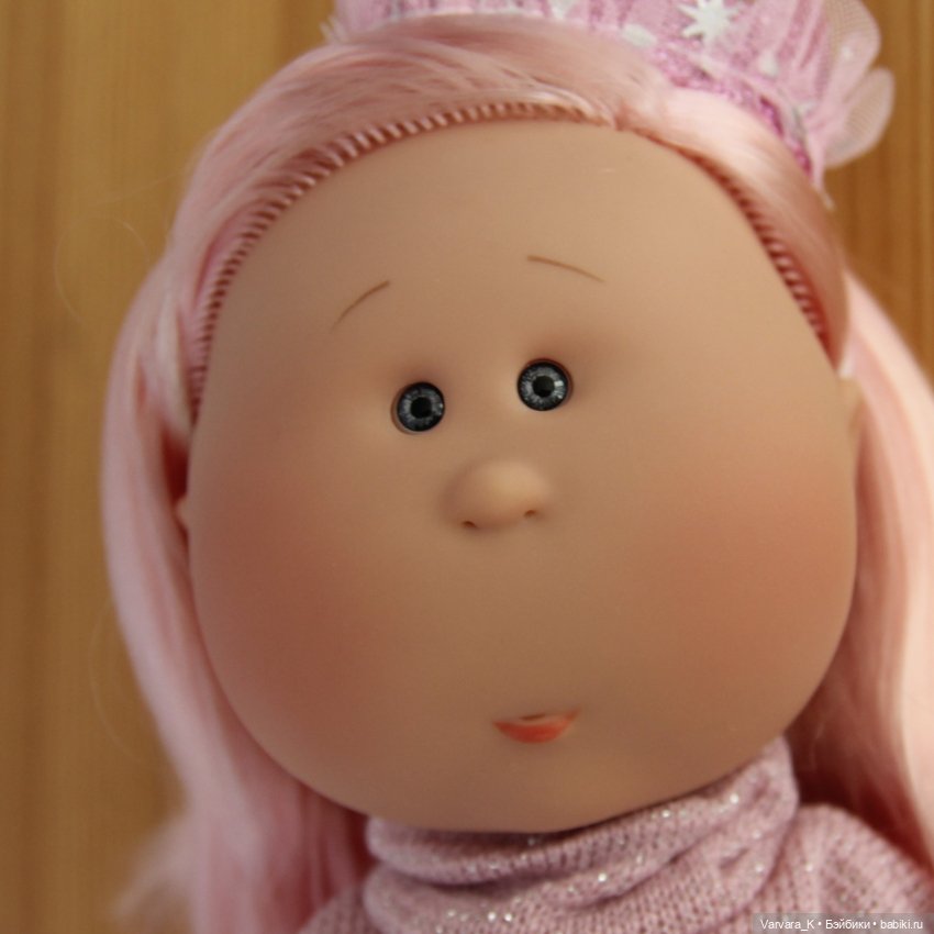 Nines D Onil Mia Мия "Принцесса" с розовыми волосами, 30 см (фото 7)