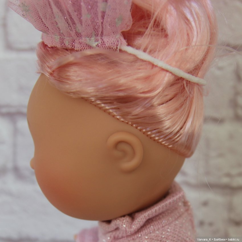 Nines D Onil Mia Мия "Принцесса" с розовыми волосами, 30 см