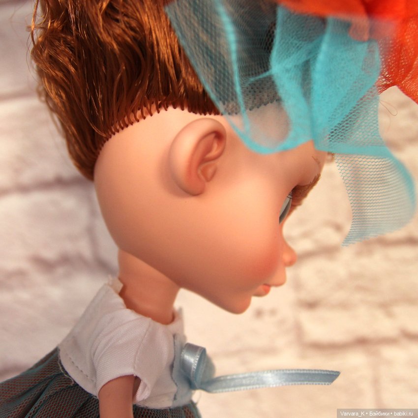 Berjuan Biggers Биггерс Зои Давон, 32 см