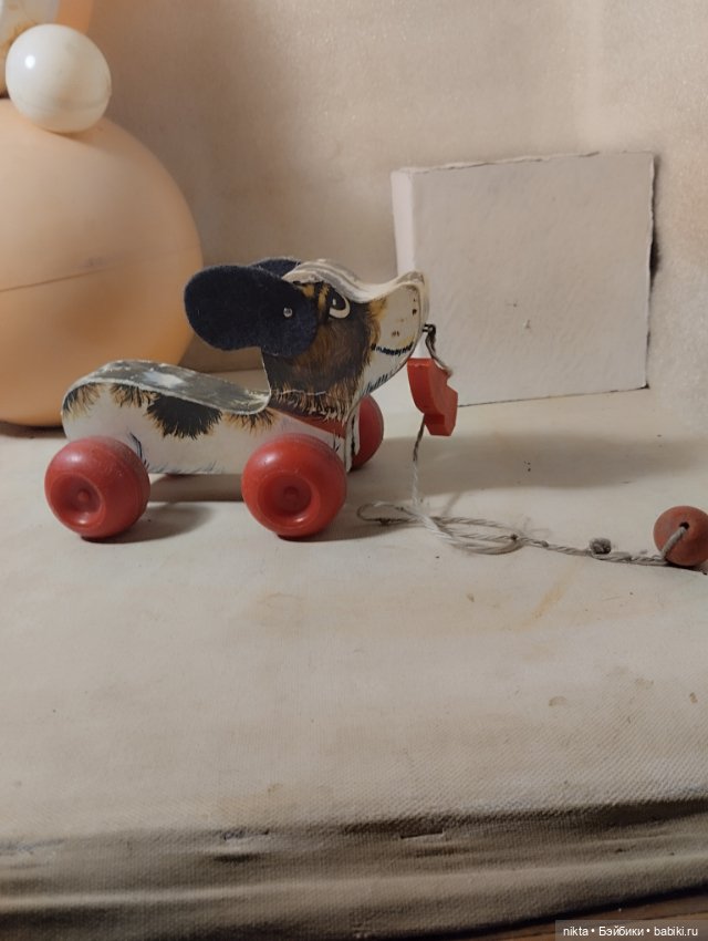 Игрушка Каталка СССР Собака с башмаком, с трещеткой (фото 3)