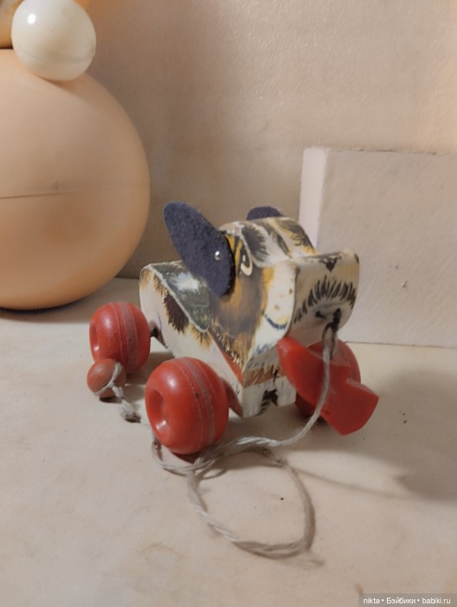 Игрушка Каталка СССР Собака с башмаком, с трещеткой (фото 2)