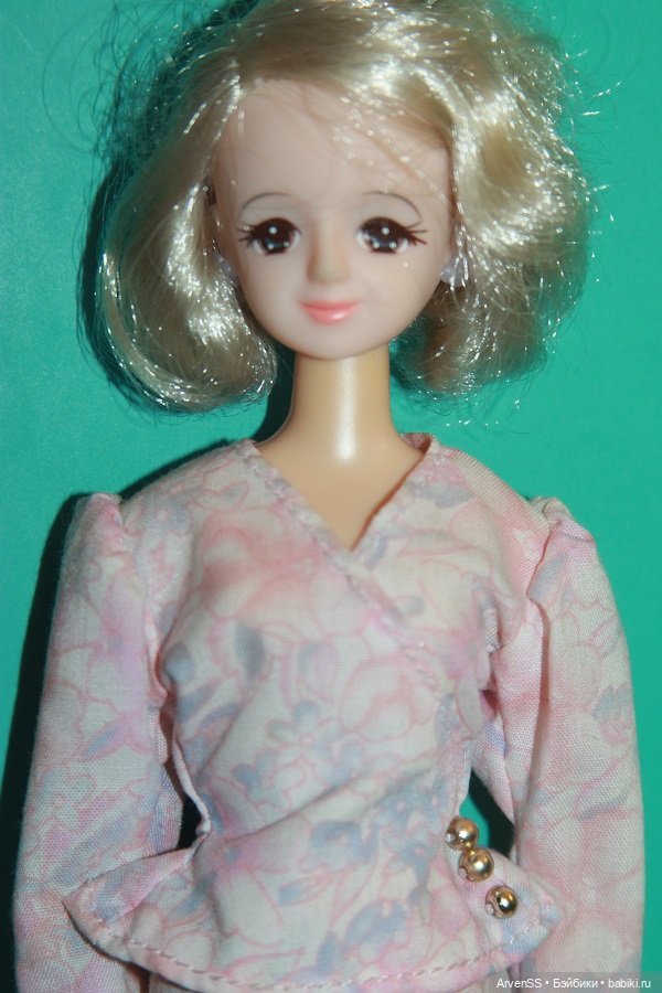 Редкая бабушка Ликки со стороны отца (Милен Мирамонд)