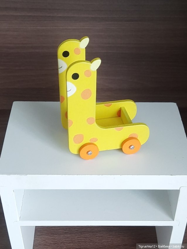 Деревянная игрушка для кукол