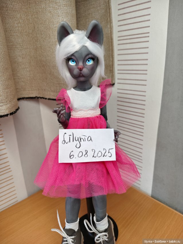 Серенькая кошечка, авторская бжд куколка
