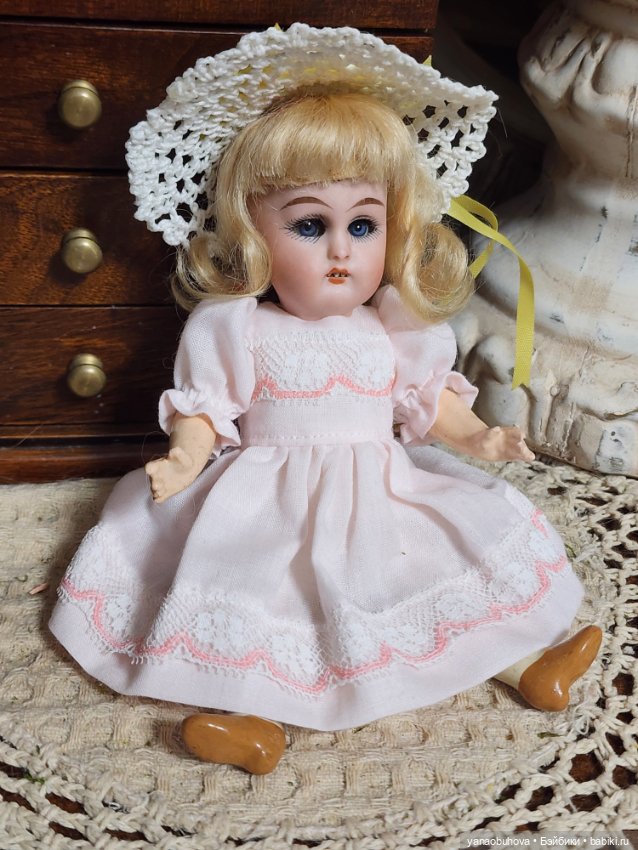 Антикварная малявочка Каммер Рейнхард на флаппер теле, рост 16 см (фото 2)