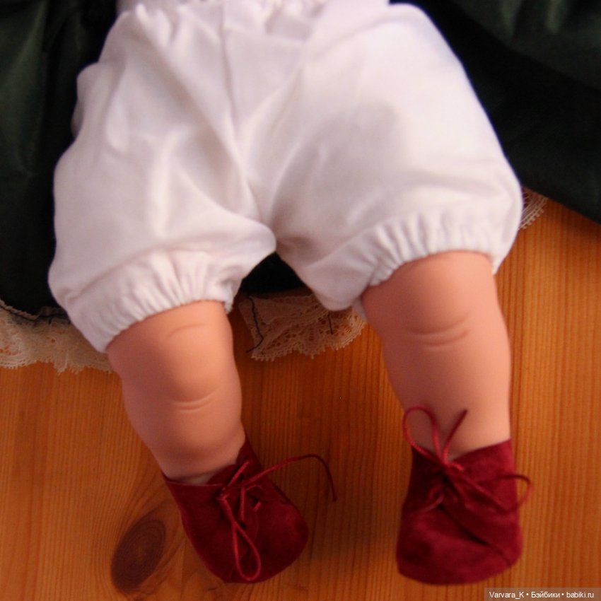 Мягконабивная кукла Rauber Карла в зеленом платье, (фото 6)