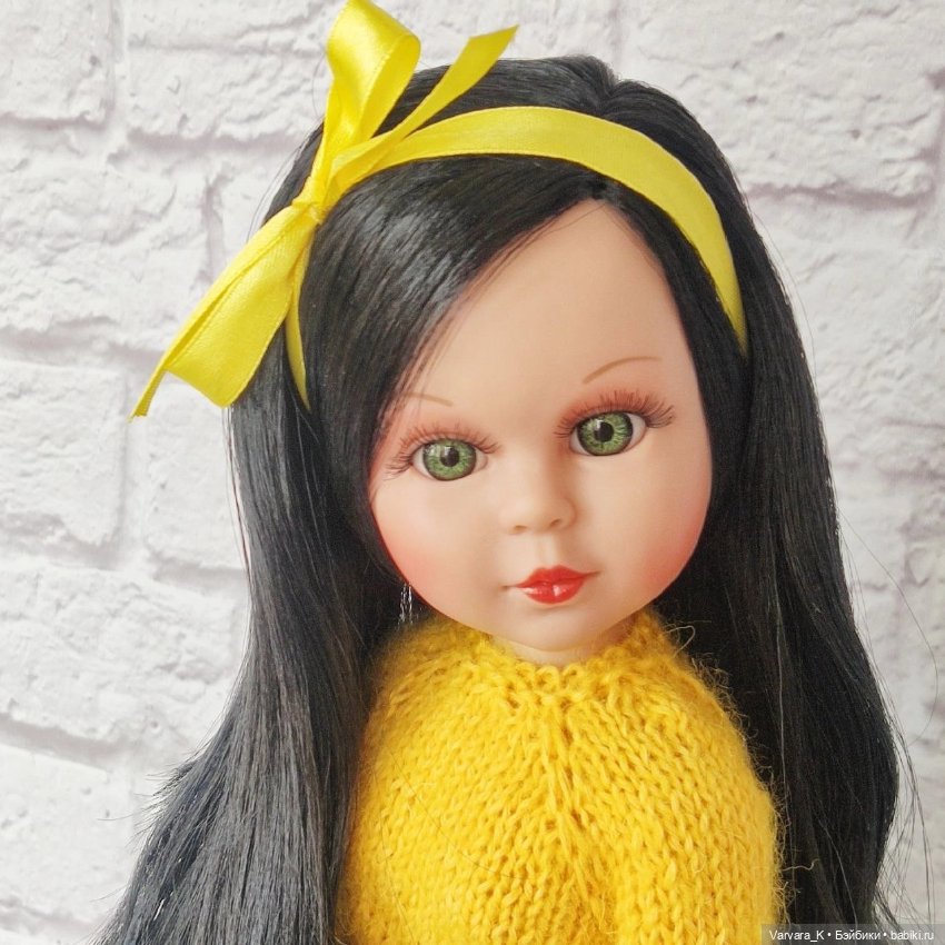 Vidal Rojas, кукла Элизабет в желто-зеленом наряде, 41 см (фото 5)