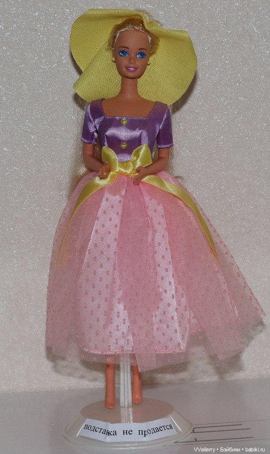 Spring Blossom Barbie 1996