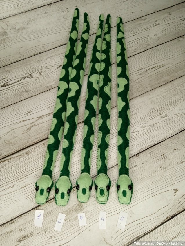 Змеи и сумочки для кукол — Другие аксессуары для кукол (фото 4)