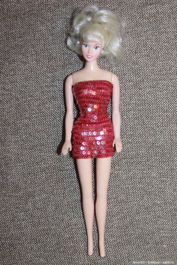 Диснейка с молдированными серьгами